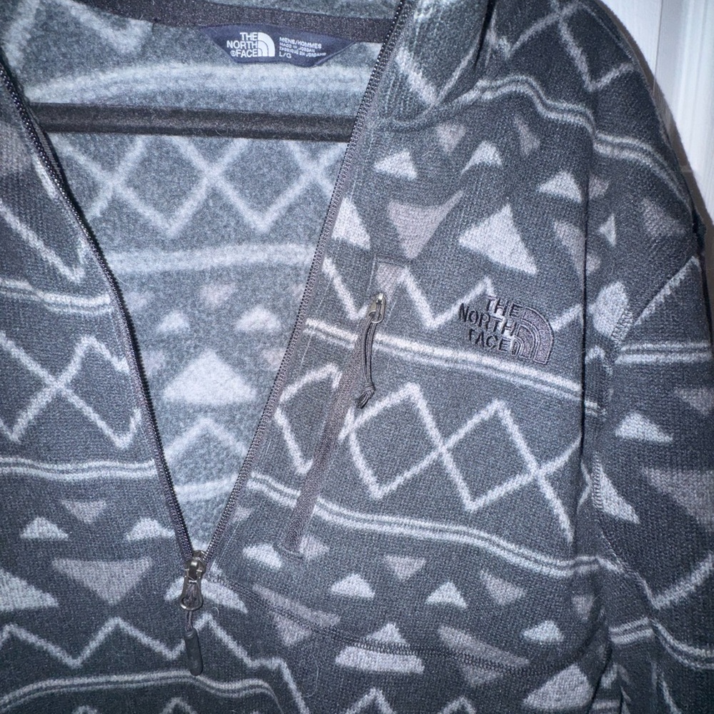 Black / Gray Patterned Pullover North Face - image 3
